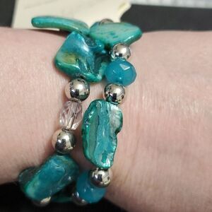 Jaclyn Smith blue beaded bracelet set 7.25"